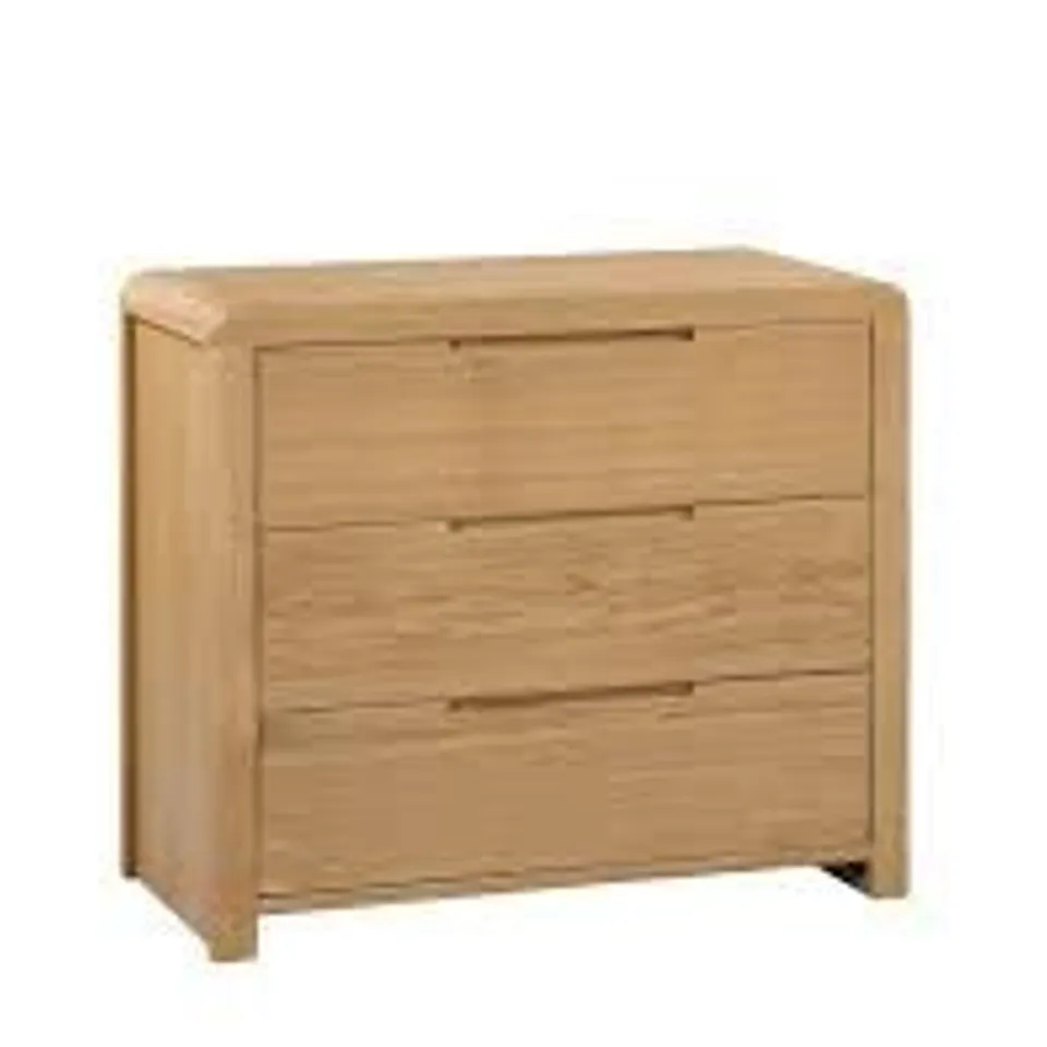 BOXED JULIAN BOWEN CURVE 3 DRAWER CHEST - OAK (1 BOX)