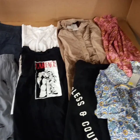 LARGE QUANTITY OF ASSORTED CLOTHING ITEMS TO INCLUDE BODEN, JOULES AND PRIMARK