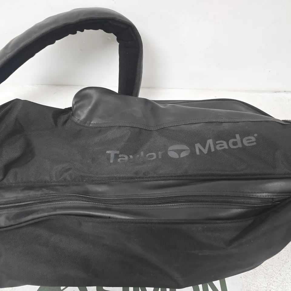 TAYLORMADE GOLF BAG – BLACK CARRY BAG WITH SHOULDER STRAP