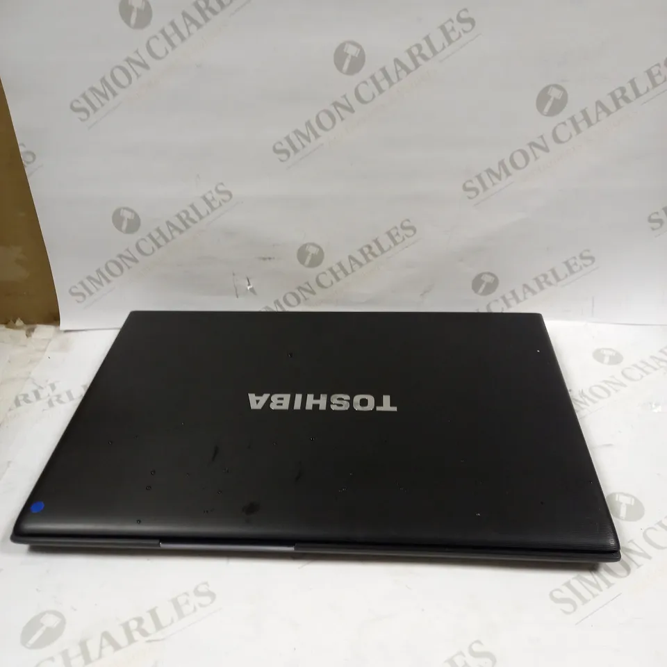 TOSHIBA TECRA R850 LAPTOP 
