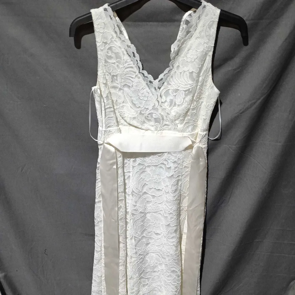 DRESSED4U LACE WEDDING DRESS, UK SIZE 10, SATIN WAIST RIBBON