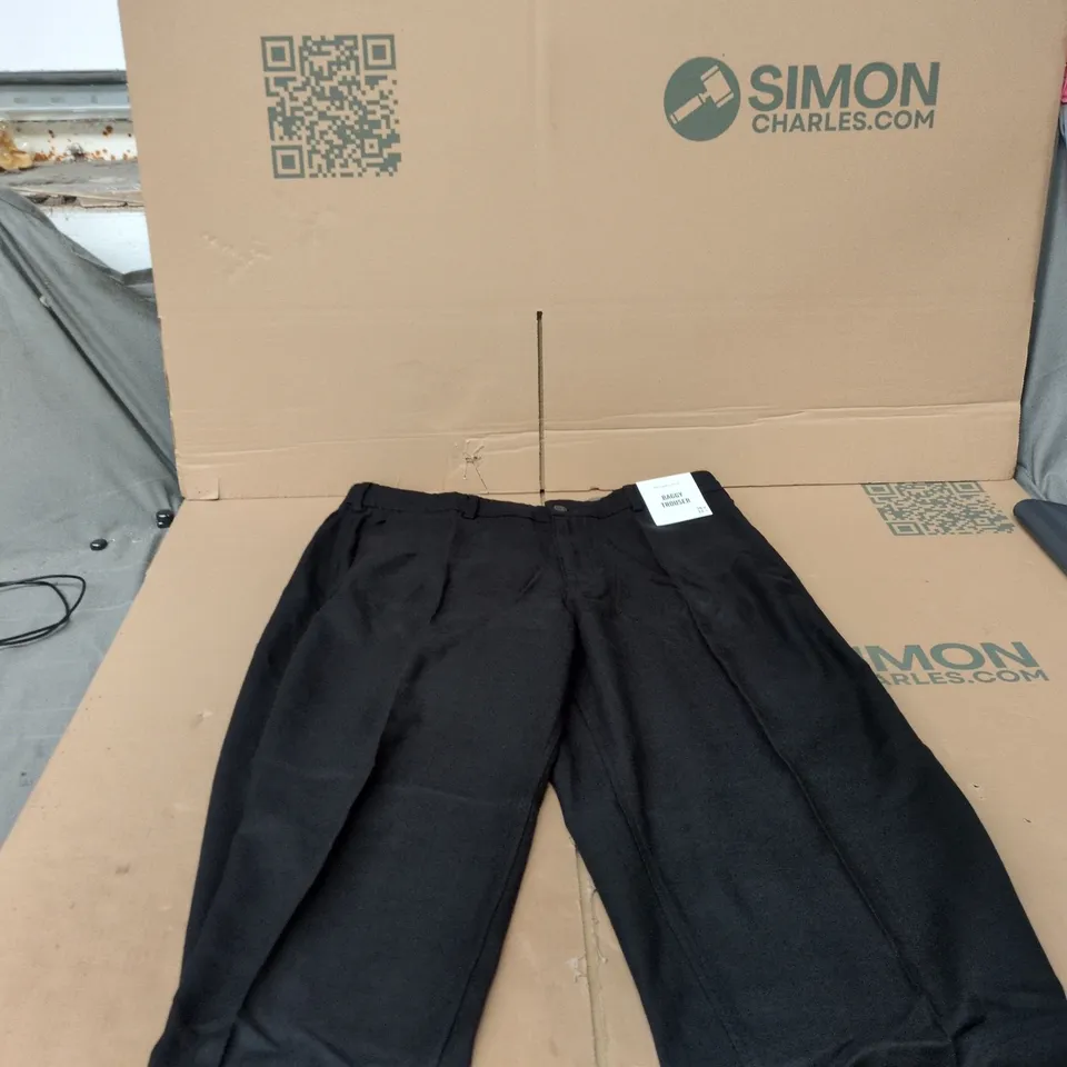 ABERCROMBIE & FITCH BAGGY TROUSERS – MEN'S, UK 38W X 32L, MADE IN INDIA