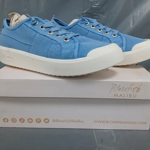 BOXED PAIR OF BLOWFISH MALIBU TRAINERS IN BALTIC BLUE SIZE 7