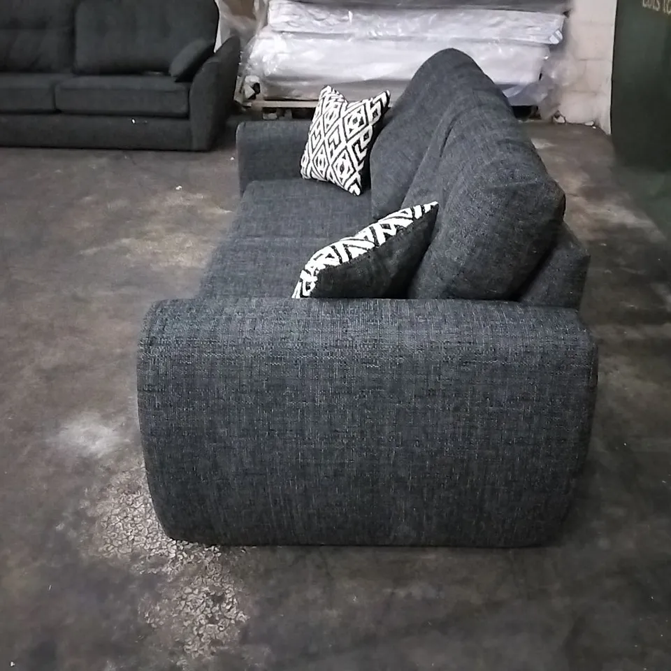 QUALITY DESIGNER  PRENT FABRIC SOFA