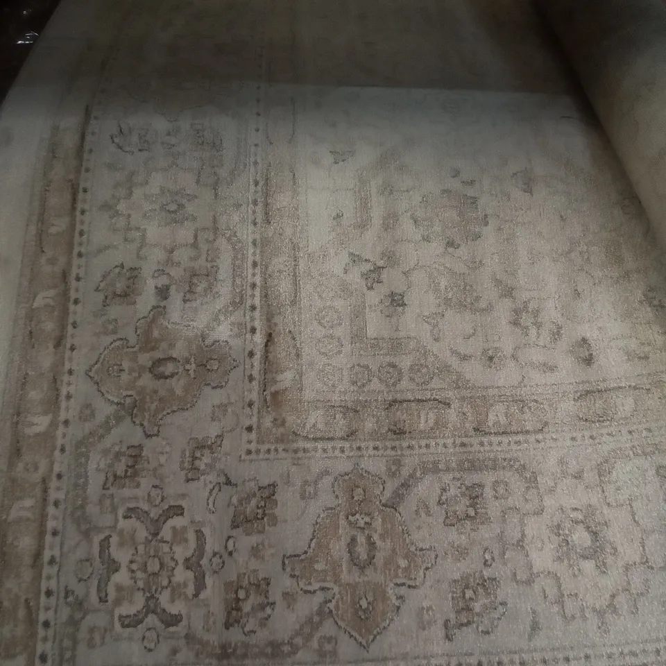 PEARCE PERSIAN CREAM AREA RUG 200X300CM