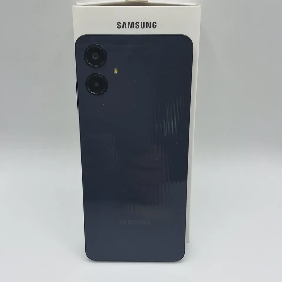 BOXED SAMSUNG GALAXY A06 4GB/64GB IN BLACK - SM-A065F