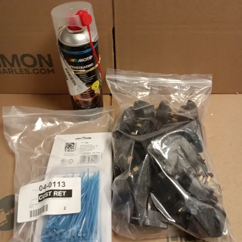 APPROXIMATELY 15 ASSORTED ELECTRICAL PRODUCTS/PARTS TO INCLUDE CABLE TIES, PLUG ADAPTERS, PENETRATING OIL ETC 