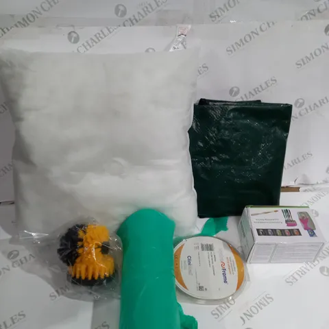 LARGE BOX OF ASSORTED HOUSEHOLD ITEMS TO INCLUDE RUBBISH BAGS, PILLOWS AND TOOTHBRUSH HOLDER