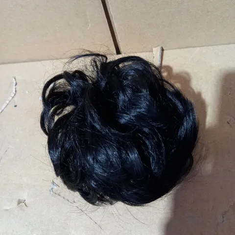 EASILOCKS CURLY SCRUNCHIE - EBONY