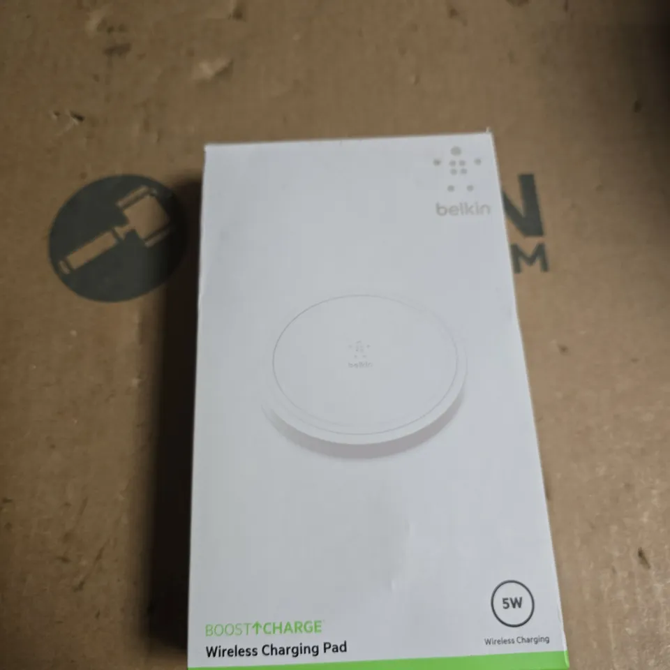 BELKIN BOOSTCHARGE WIRELESS CHARGING PAD – 5W (BOXED)