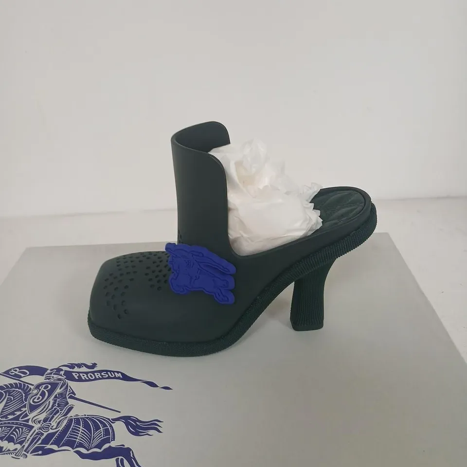 BURBERRY RUBBER MULE ON RUBBER SOLE – BLACK, UK 2 (EUR 35)