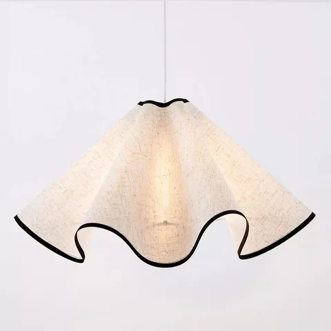 FLUTED EASY-FIT SHADE