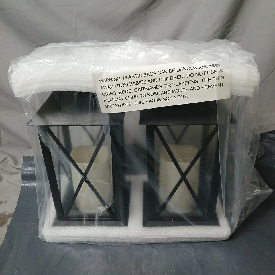 SET OF TWO SOLAR LIGHT LANTERNS BOXED