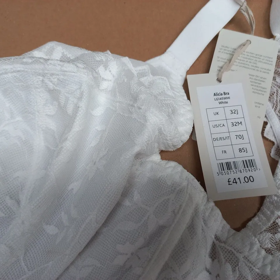 BRAVISSIMO ALICIA BRA IN WHITE - UK 32J