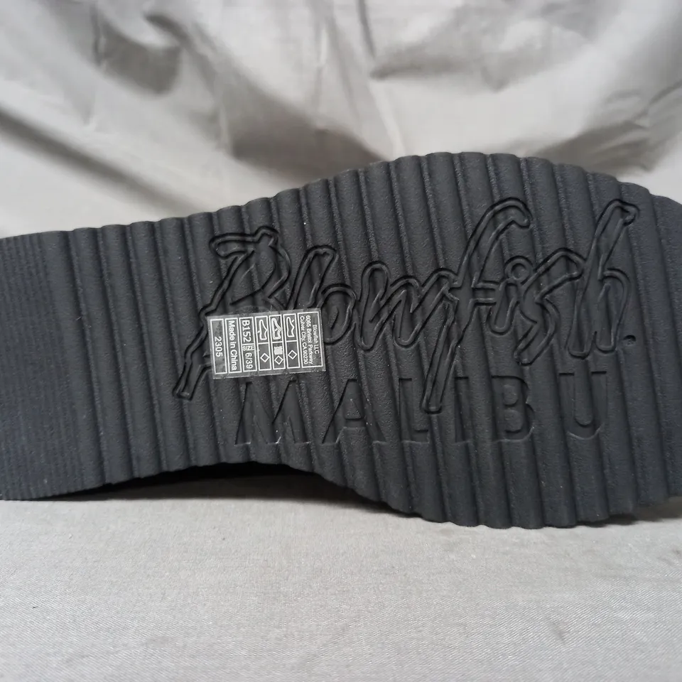 BOXED PAIR OF BLOWFISH MALIBU LOW WEDGE ANKLE BOOTS IN BLACK SIZE 6