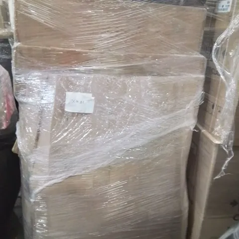 PALLET CONTAINING CHRISTMAS TREES AND OTHER FESTIVE DECORATIONS