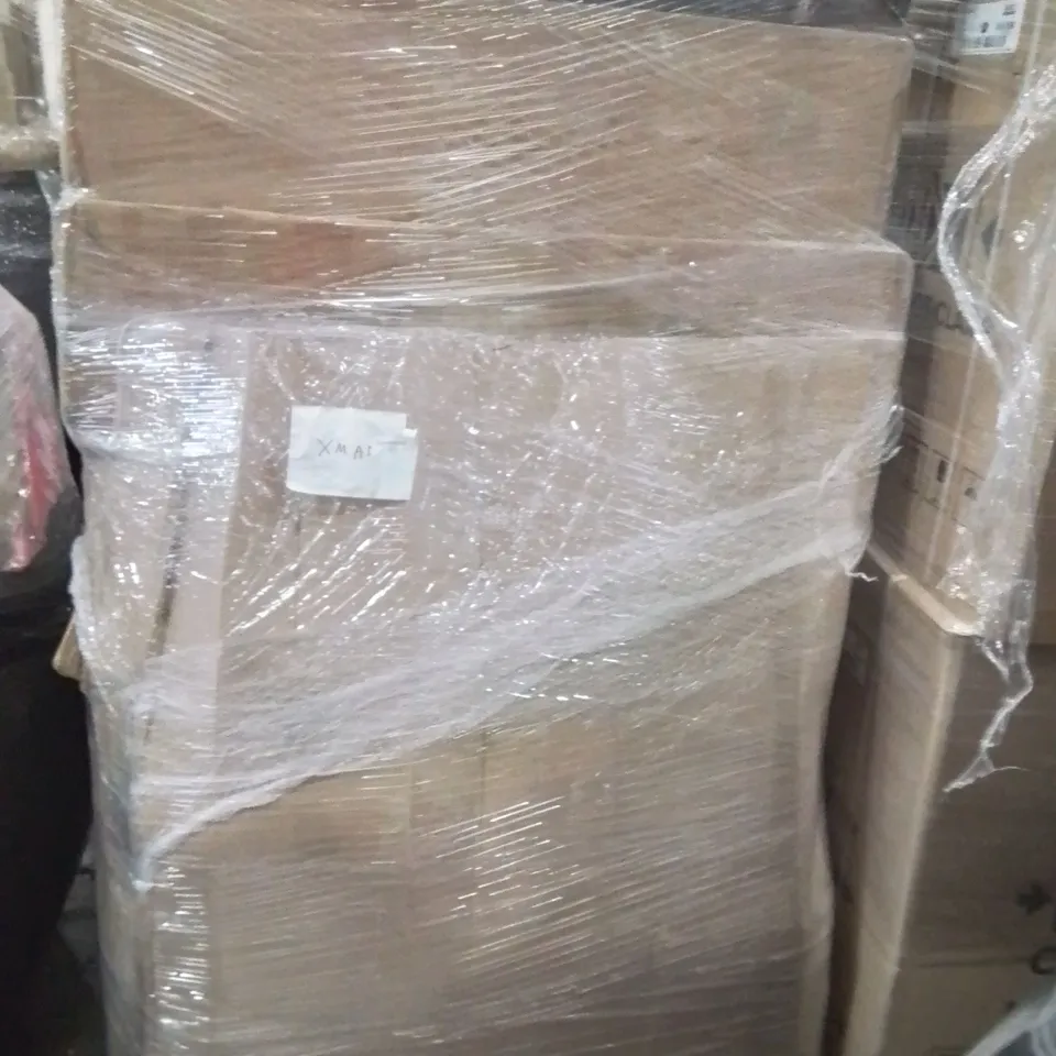 PALLET CONTAINING CHRISTMAS TREES AND OTHER FESTIVE DECORATIONS 