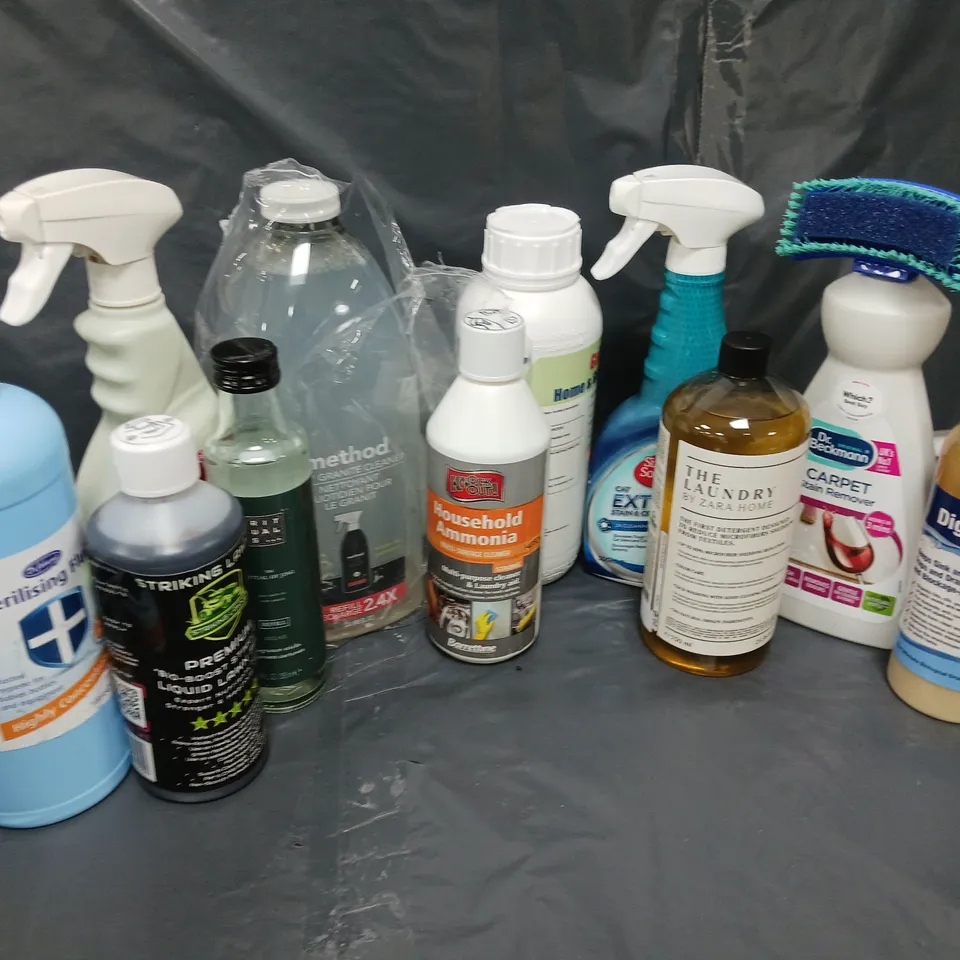 APPROXIMATELY 15 ASSORTED LIQUIDS TO INCLUDE STERILISING FLUID (1L), RITUALS THE RITUAL OF JING (250ml), KNOCK OUT HOUSEHOLD AMMONIA (500ml), ETC - COLLECTION ONLY