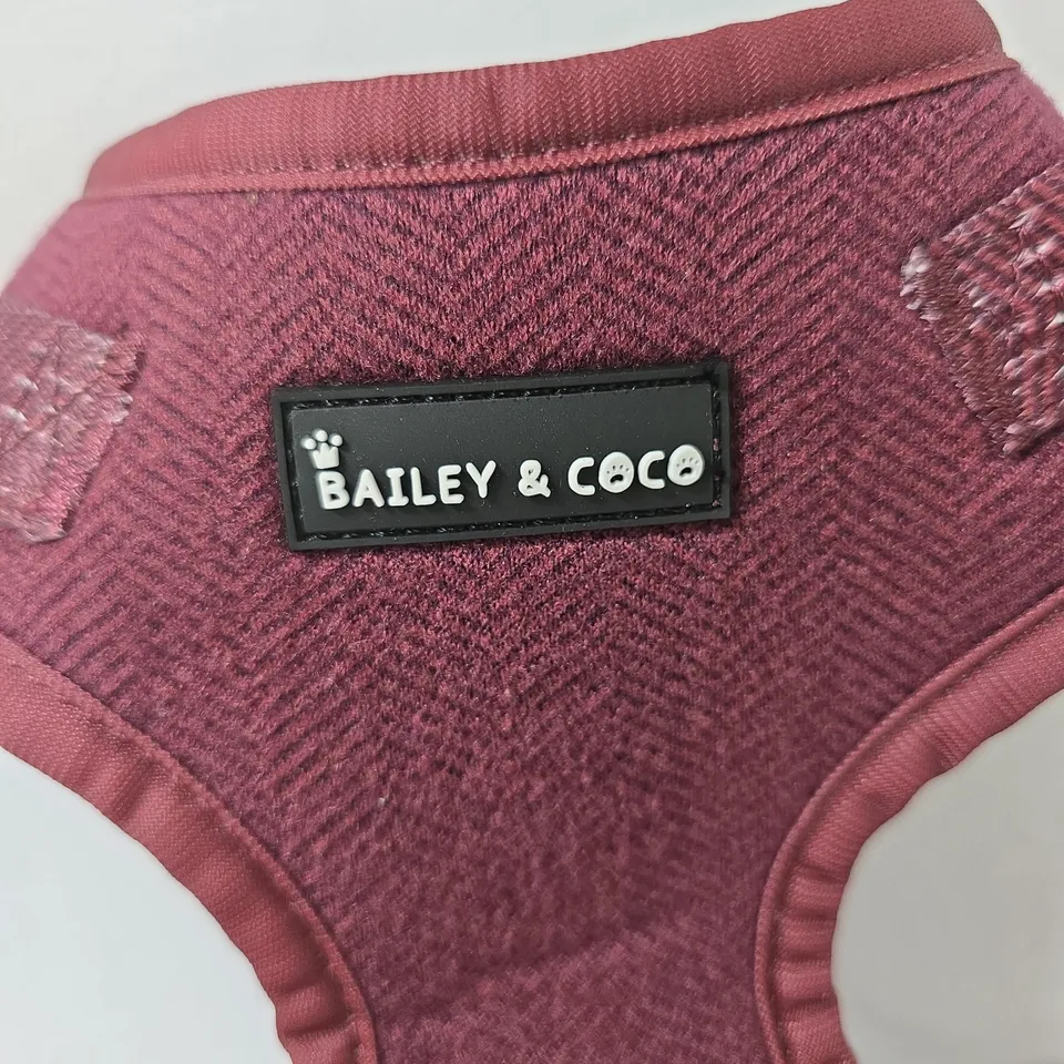 BAILEY & COCO DOG HARNESS – BURGUNDY