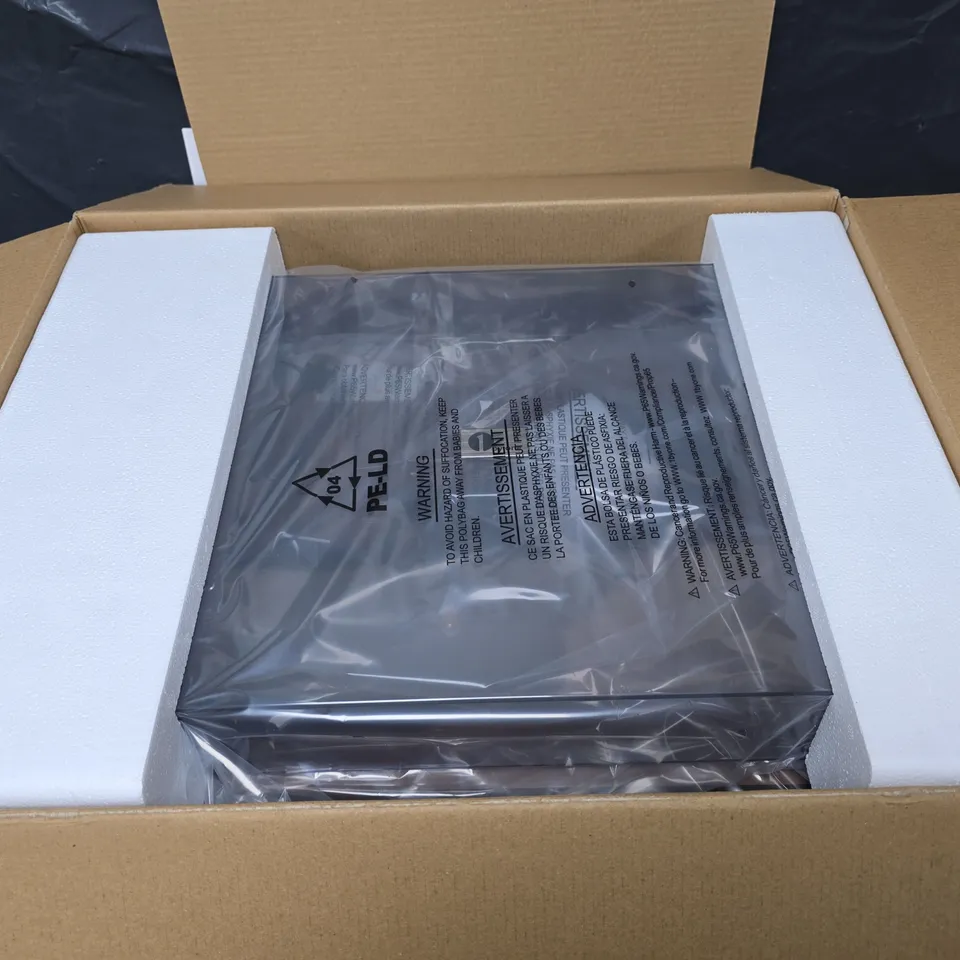 BOXED 1BYONE HIGH FIDELITY BELT-DRIVE TURNTABLE SYSTEM