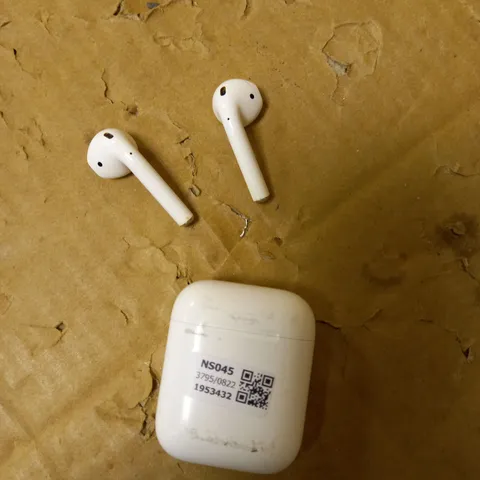 APPLE AIRPODS