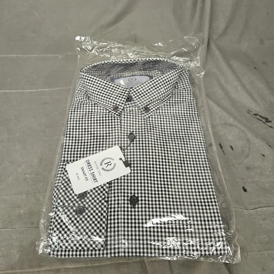 ROYAL TAG SMART FIT BUSINESS CASUAL DRESS SHIRT IN BLACK GINGHAM SIZE 15.5