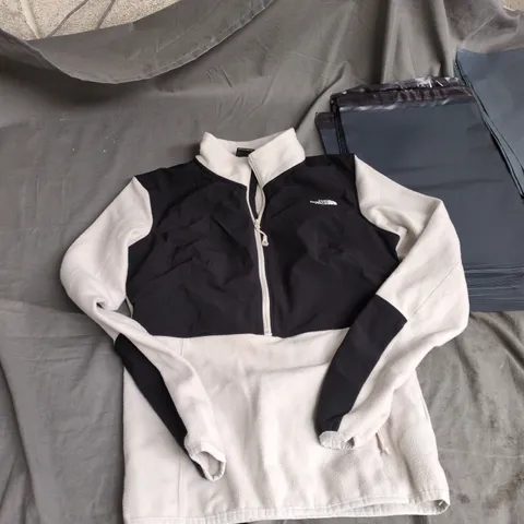 THE NORTH FACE WOMEN'S FLEECE JACKET – BLACK & WHITE, ZIP FRONT UK S