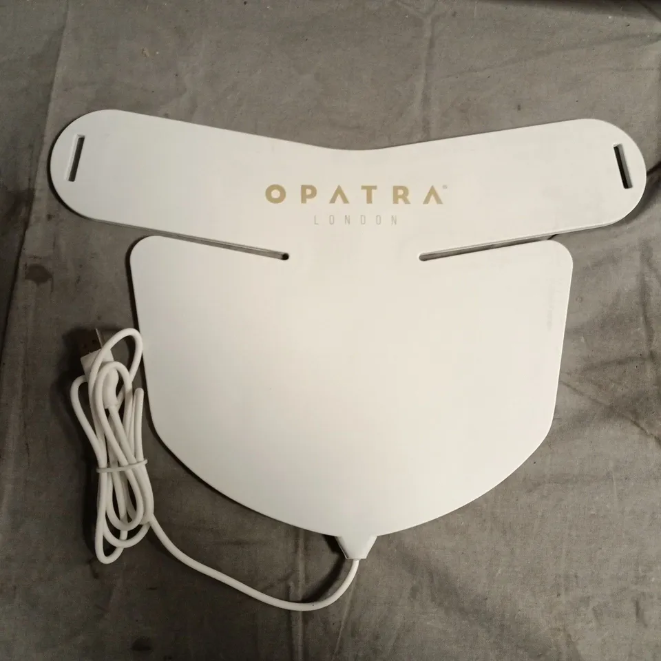 BOXED OPATRA LONDON NECOLLAGE LIGHT THERAPY FOR THE NECK & DÉCOLLETAGE