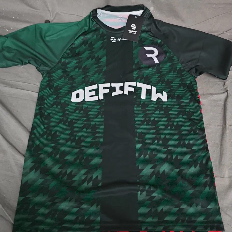 SPIZED RIO MEN'S FOOTBALL JERSEY – SIZE L