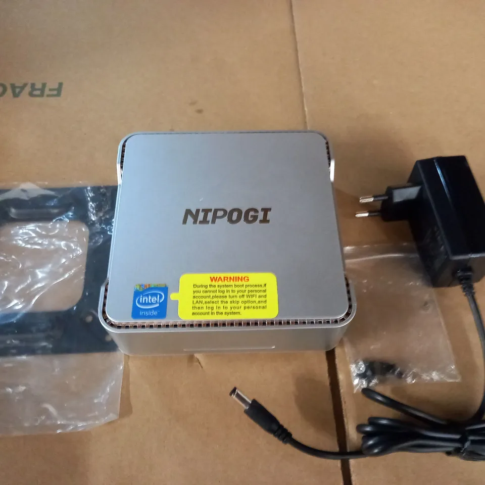 NIPOGI MINI PC RAM 16GB ROM 256GB - MODEL GK3V