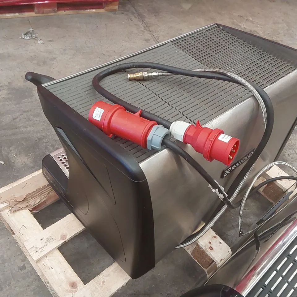 RANCILIO CLASSE 7E 2 GROUP COMMERCIAL COFFEE MACHINE WITH ISTEAM