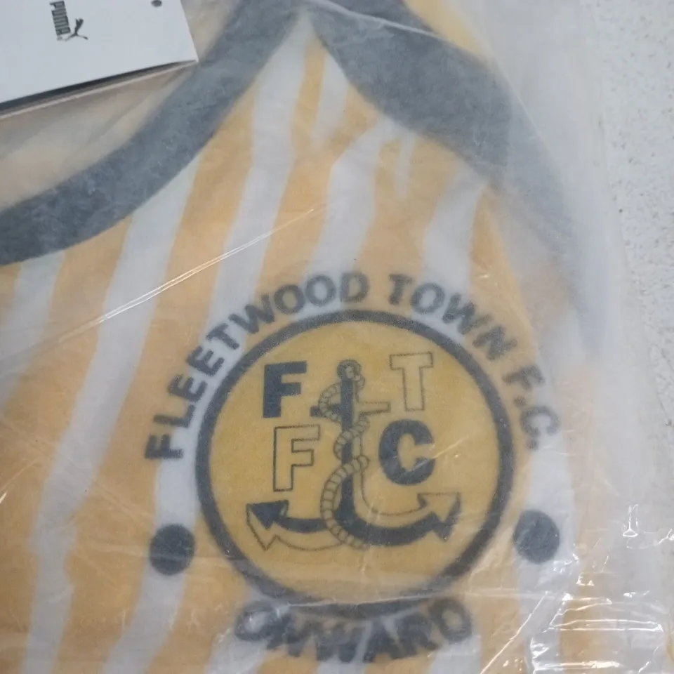 PUMA FLEETWOOD TOWN FC AWAY SHIRT – YELLOW - UK S