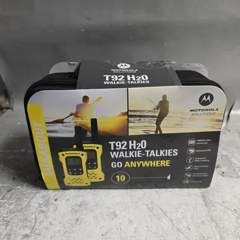 BOXED MOROROLA T92 H20 WALKIE TALKIES