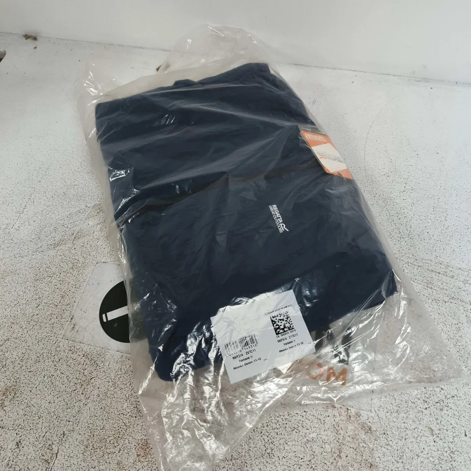BRAND NEW REGATTA FARBANK 2 JACKET  MOONLIT DENIM SIZE 11-12 YRS