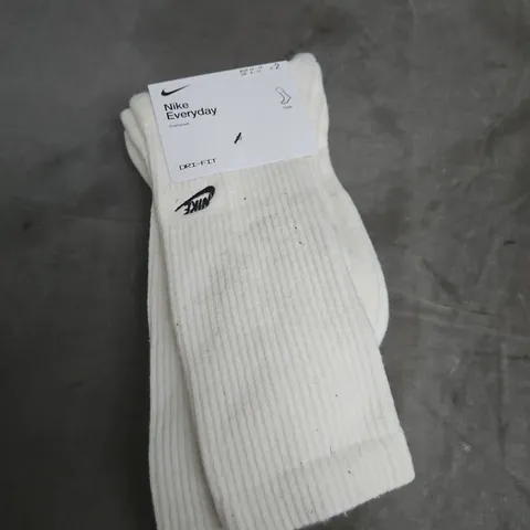 NIKE EVERYDAY CUSHIONED SOCKS – WHITE - X2 - SIZE8/11