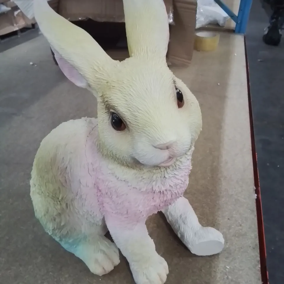 BOXED GARDEN RAINBOW BUNNY 
