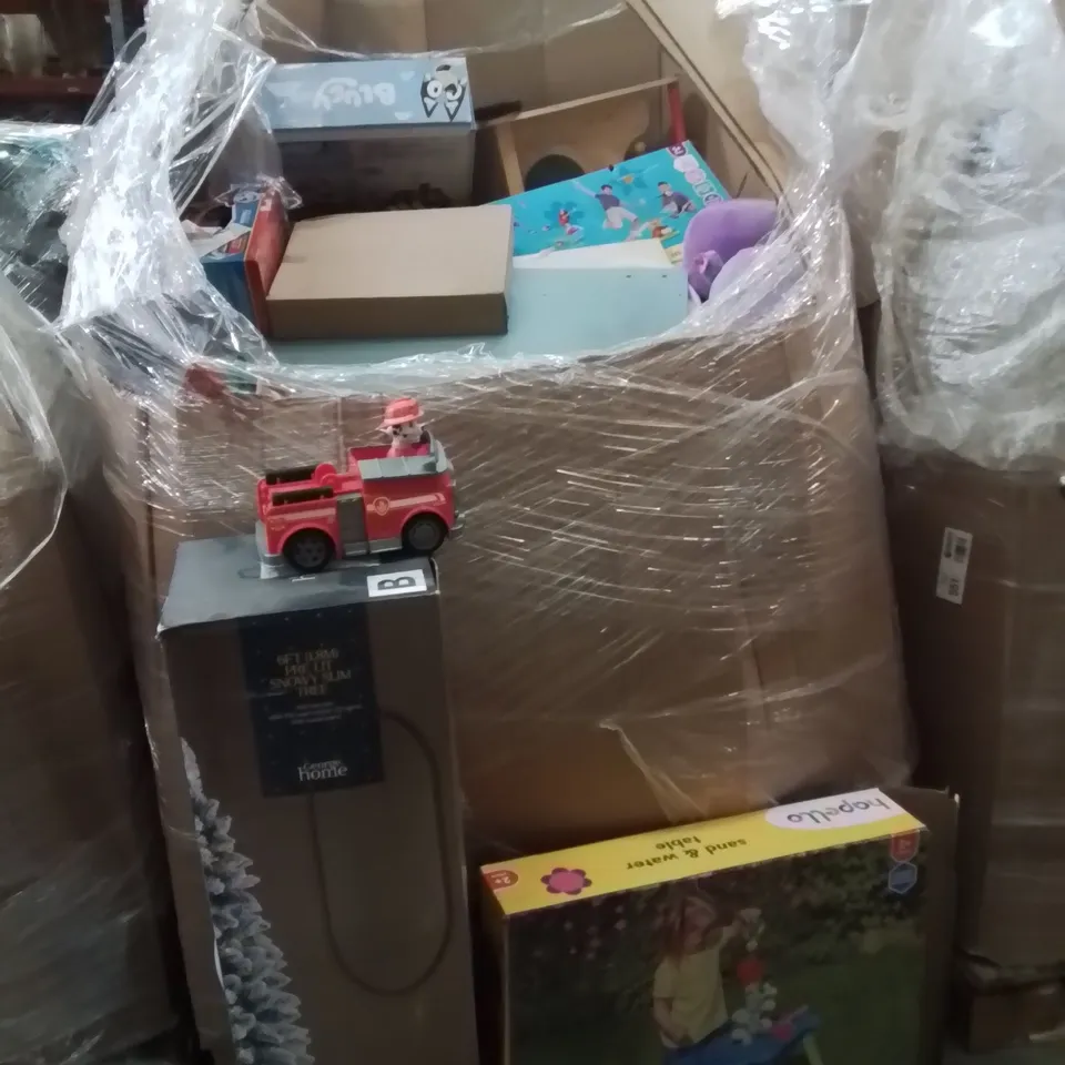 PALLET OF ASSORTED HOUSEHOLD GOODS AND PRODUCTS TO INCLUDE;CHRISTMAS TREE,WATER AND SAND TABLE,KIDS CAR TOY