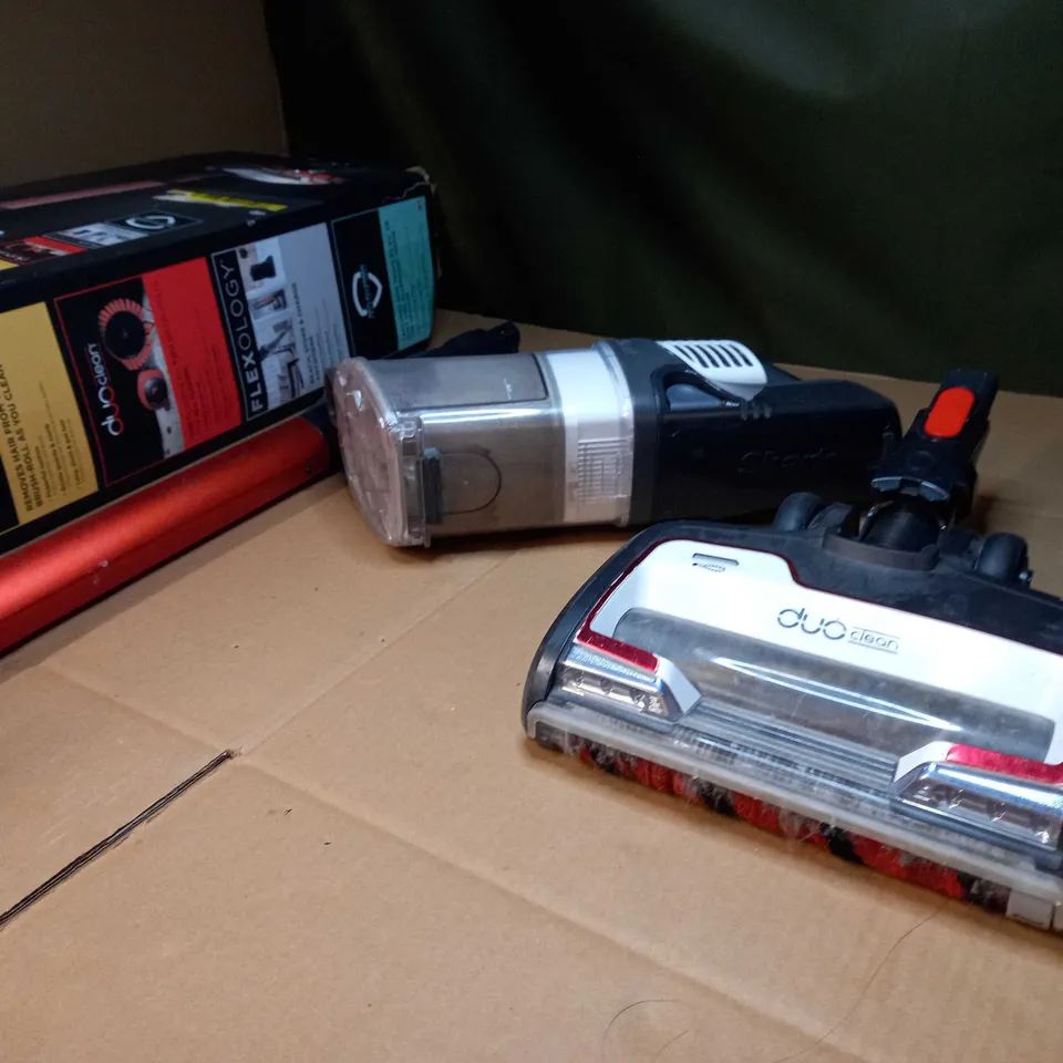 BOXED SHARK CORDLESS STICK VACUUM