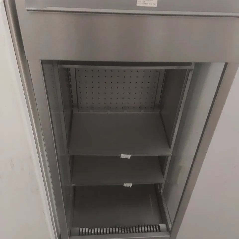 COMMERCIAL MULTIDECK CHILLED DISPLAY CABINET