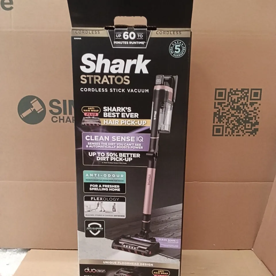 SHARK STRATOS CORDLESS STICK VACUUM IZ400UK