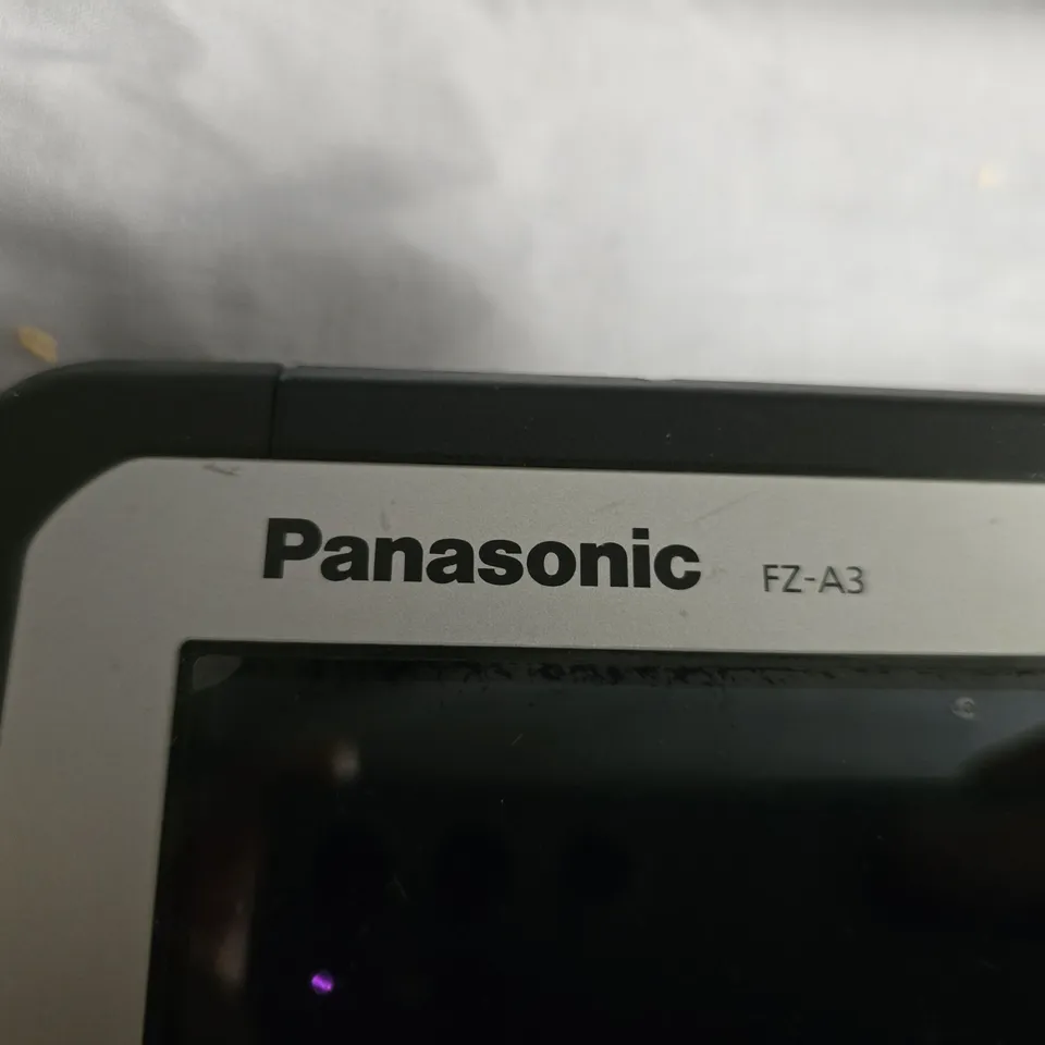 PANASONIC TOUGHBOOK FZ-A3 RUGGED TABLET