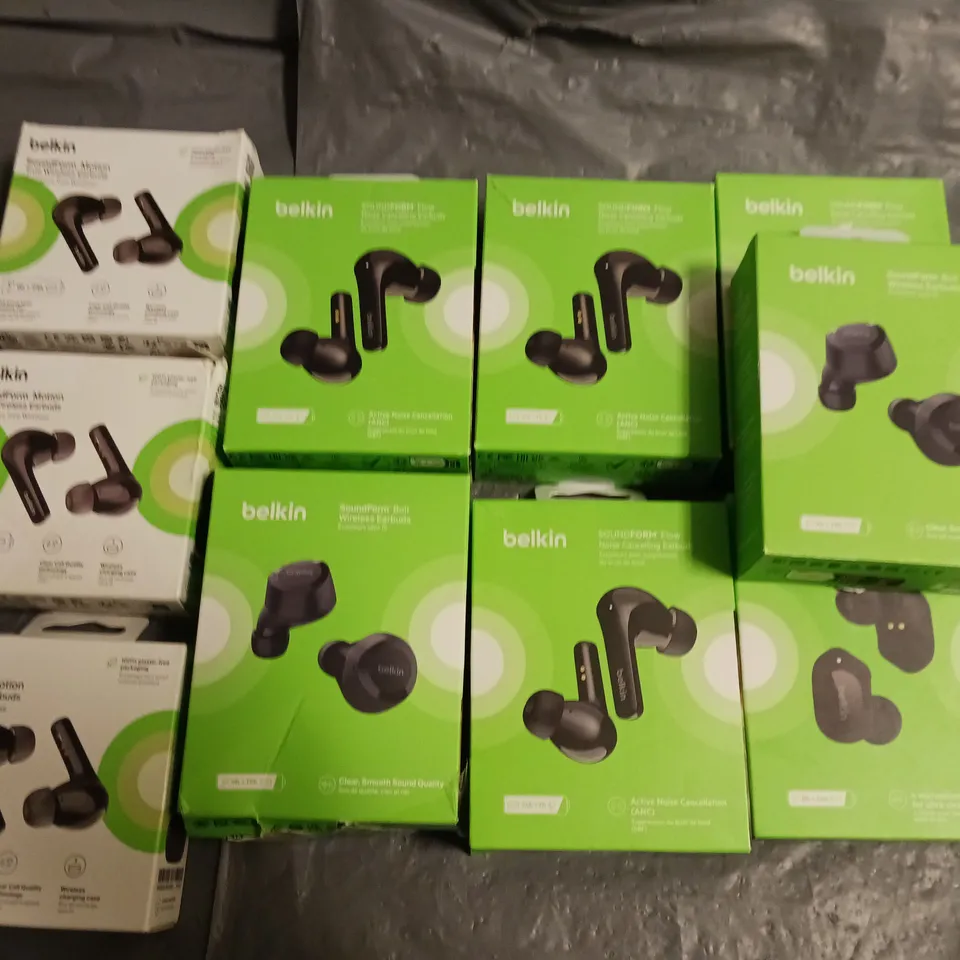 LOT OF 10 ASSORTED BOXED BELKIN SOUNDFORM EARPHONES