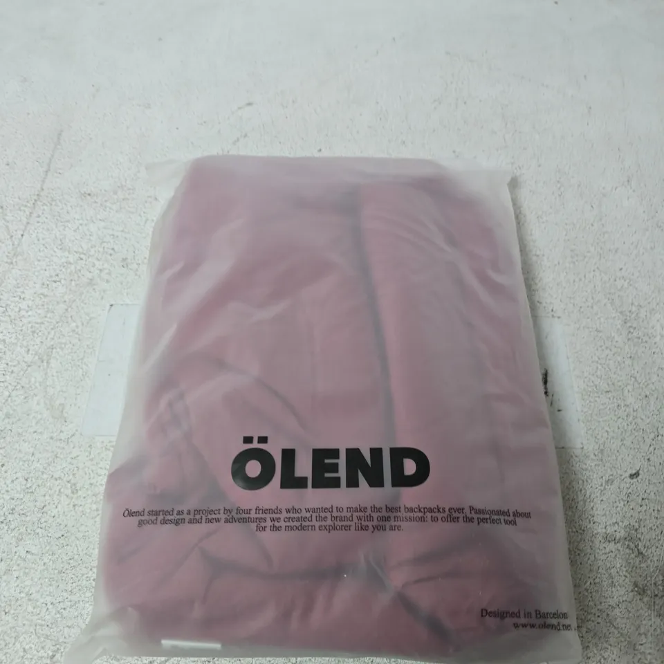 BAGGED OLEND ONA SOFT BAG – CHERRY RED – ONE SIZE
