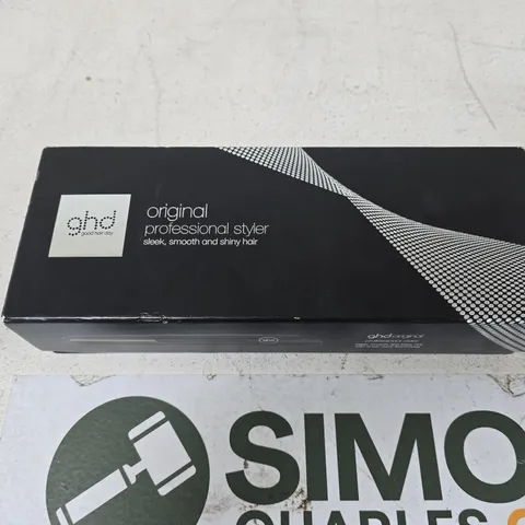 GHD ORIGINAL PROFESSIONAL STYLER HAIR STRAIGHTENER