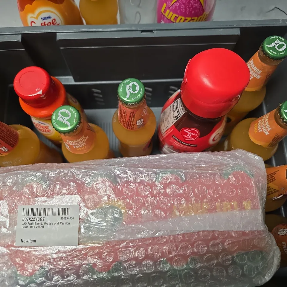 APPROXIMATELY 12 ASSORTED DRINKS ITEMS TO INCLUDE - J20 ORANGE & PASSIONFRUIT , NESTLE COFFEE MATE , LUCOZADE PINK LEMONADE ETC