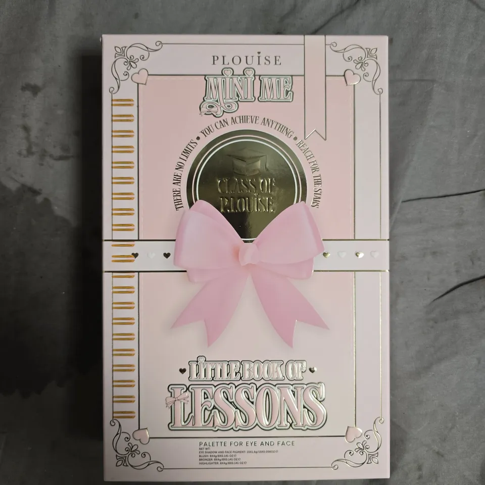 P.LOUISE LITTLE BOOK OF LESSONS EYE & FACE PALETTE