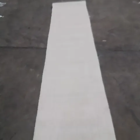 QUALITY DESIGNER AREA RUG - APPROXIMATELY 280X60CM