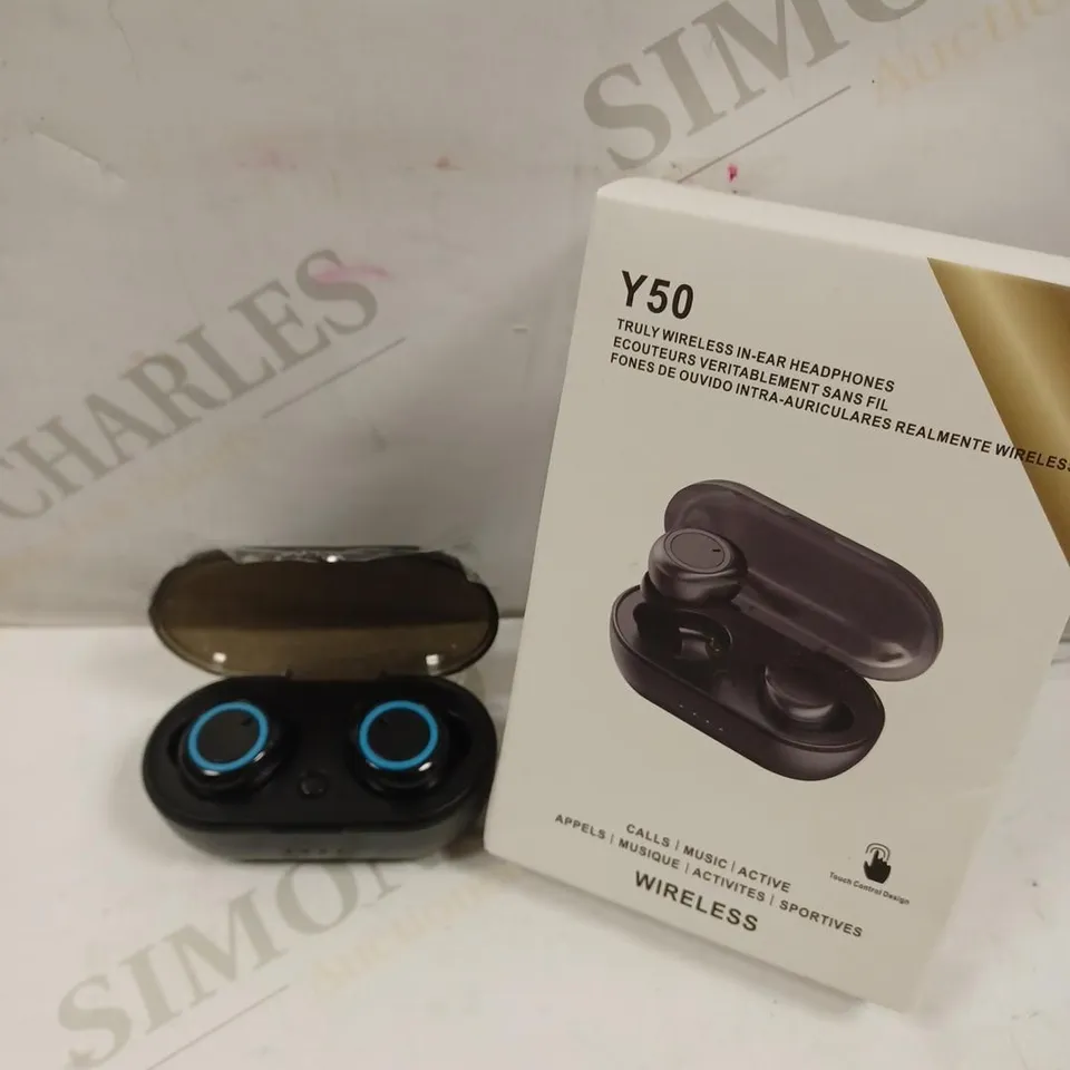 Y50 TRULY WIRELESS EARPHONES & CHARGING CASE	