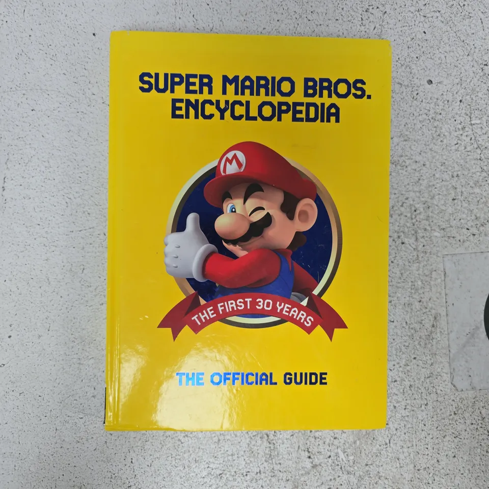 SUPER MARIO BROS ENCYCLOPAEDIA – THE OFFICIAL GUIDE (THE FIRST 30 YEARS)