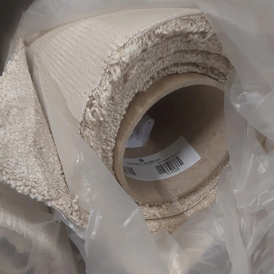 ROLL OF QUALITY PINNACLE SAIL CLOTH CARPET - APPROXIMATELY 2 x 5m